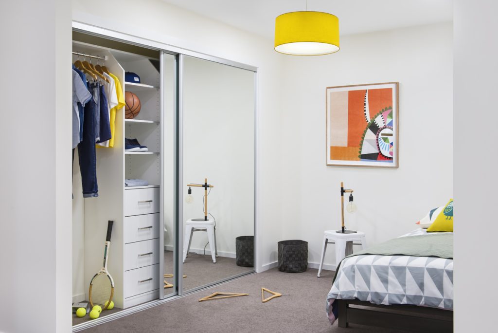 Sliding Vs. Hinged Wardrobe Doors Flexirobes